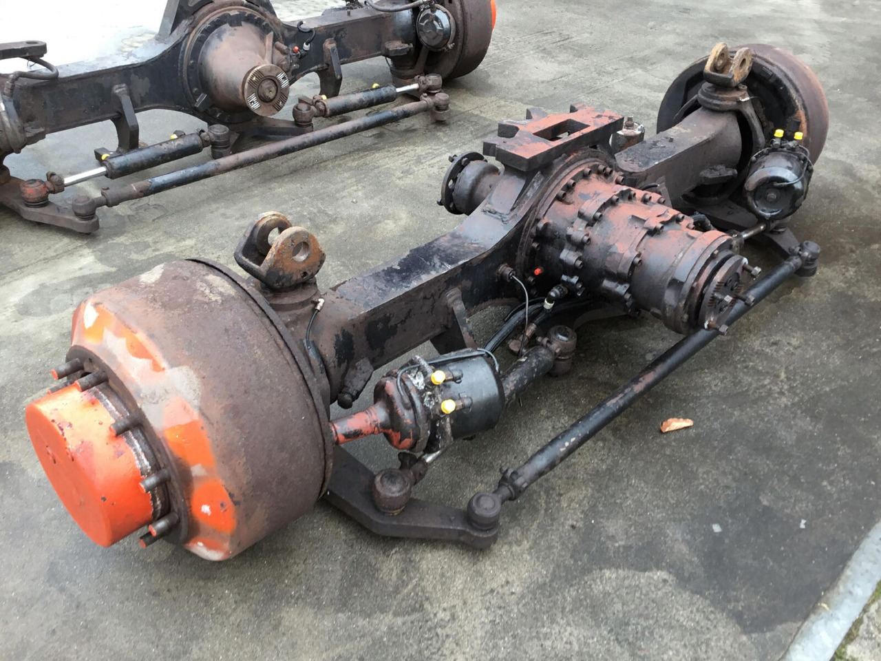 Terex AC 100 axle 4 - Telg ja varuosad - Autokraana: pilt 4 Terex AC 100 axle 4 - Telg ja varuosad - Autokraana: pilt 4