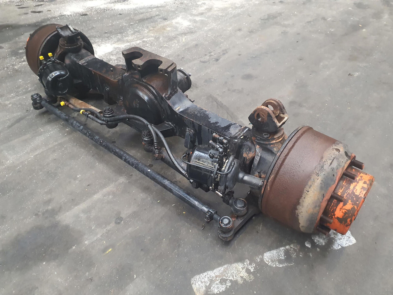 Terex AC 155 axle 3 - Telg ja varuosad - Autokraana: pilt 1 Terex AC 155 axle 3 - Telg ja varuosad - Autokraana: pilt 1