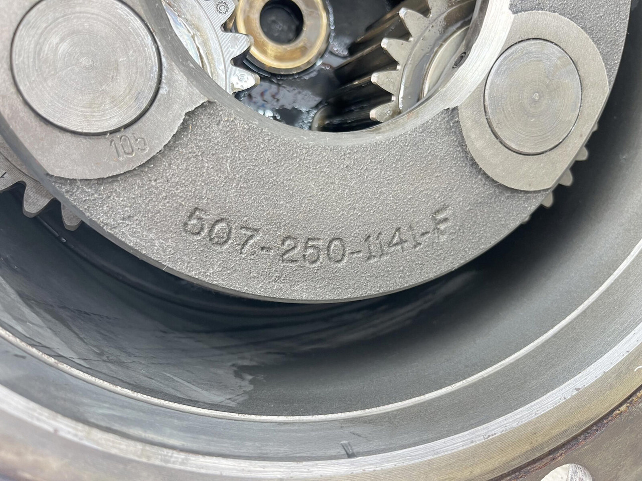 Veomootor - Kraana Terex AC 155 planetary gear 17-24-67-32-3pl-H135-46: pilt 8