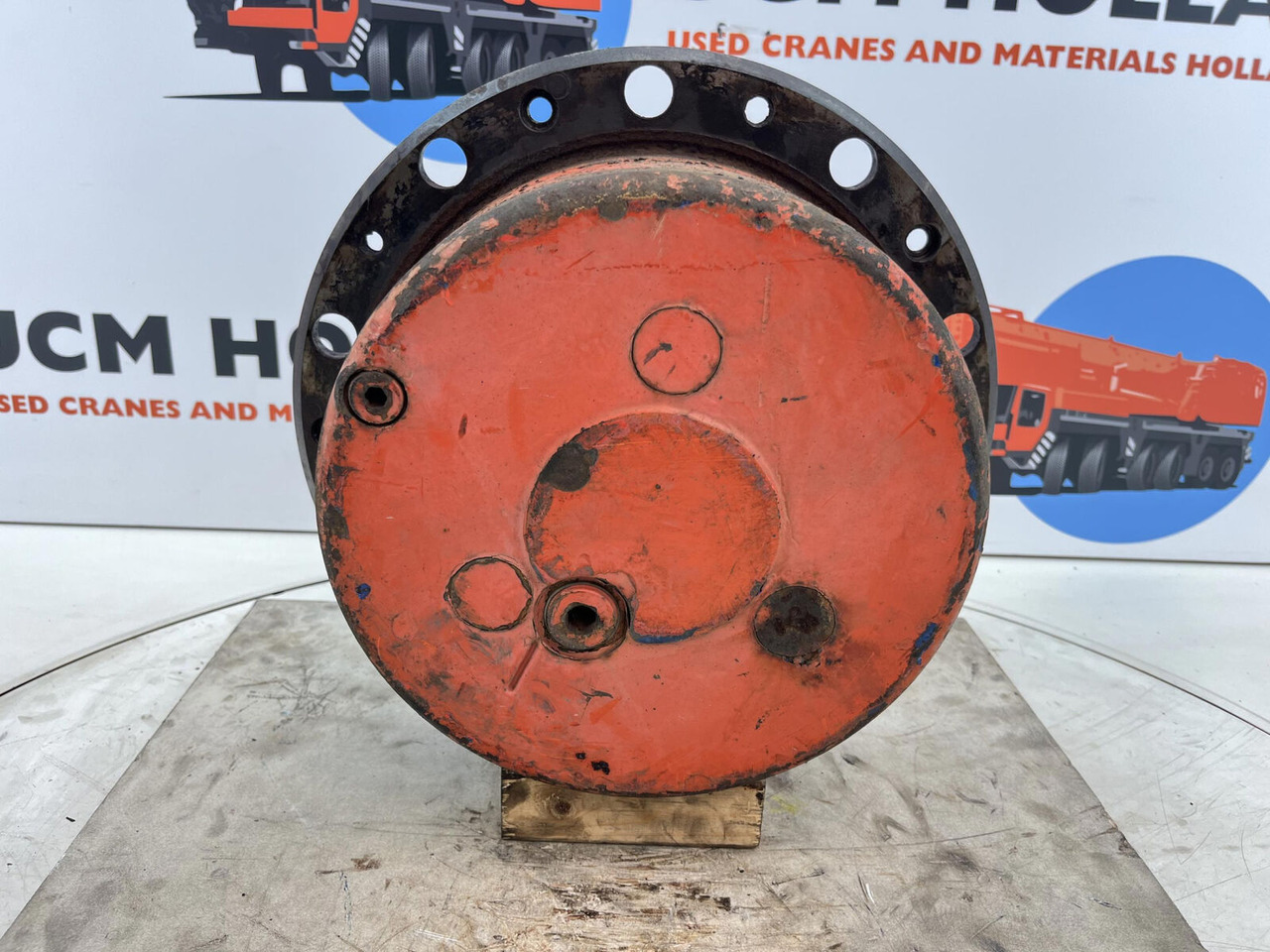 Terex AC 155 planetary gear 17-24-67-32-3pl-H135-46 - Veomootor - Autokraana: pilt 1 Terex AC 155 planetary gear 17-24-67-32-3pl-H135-46 - Veomootor - Autokraana: pilt 1