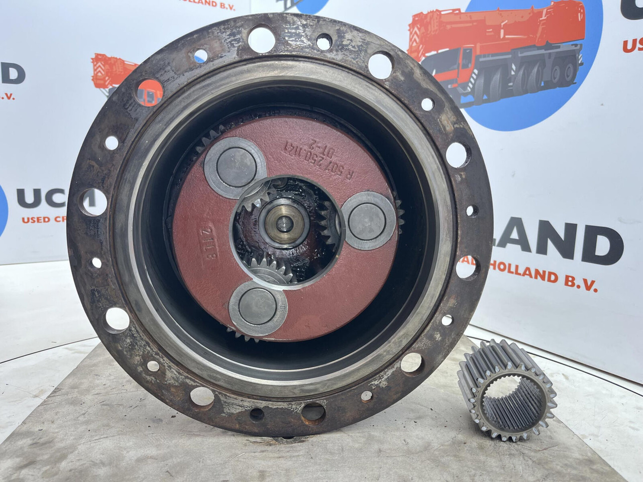 Terex AC 155 planetary gear 22-25-74-40-3pl-H135-46 - Veomootor - Autokraana: pilt 4 Terex AC 155 planetary gear 22-25-74-40-3pl-H135-46 - Veomootor - Autokraana: pilt 4