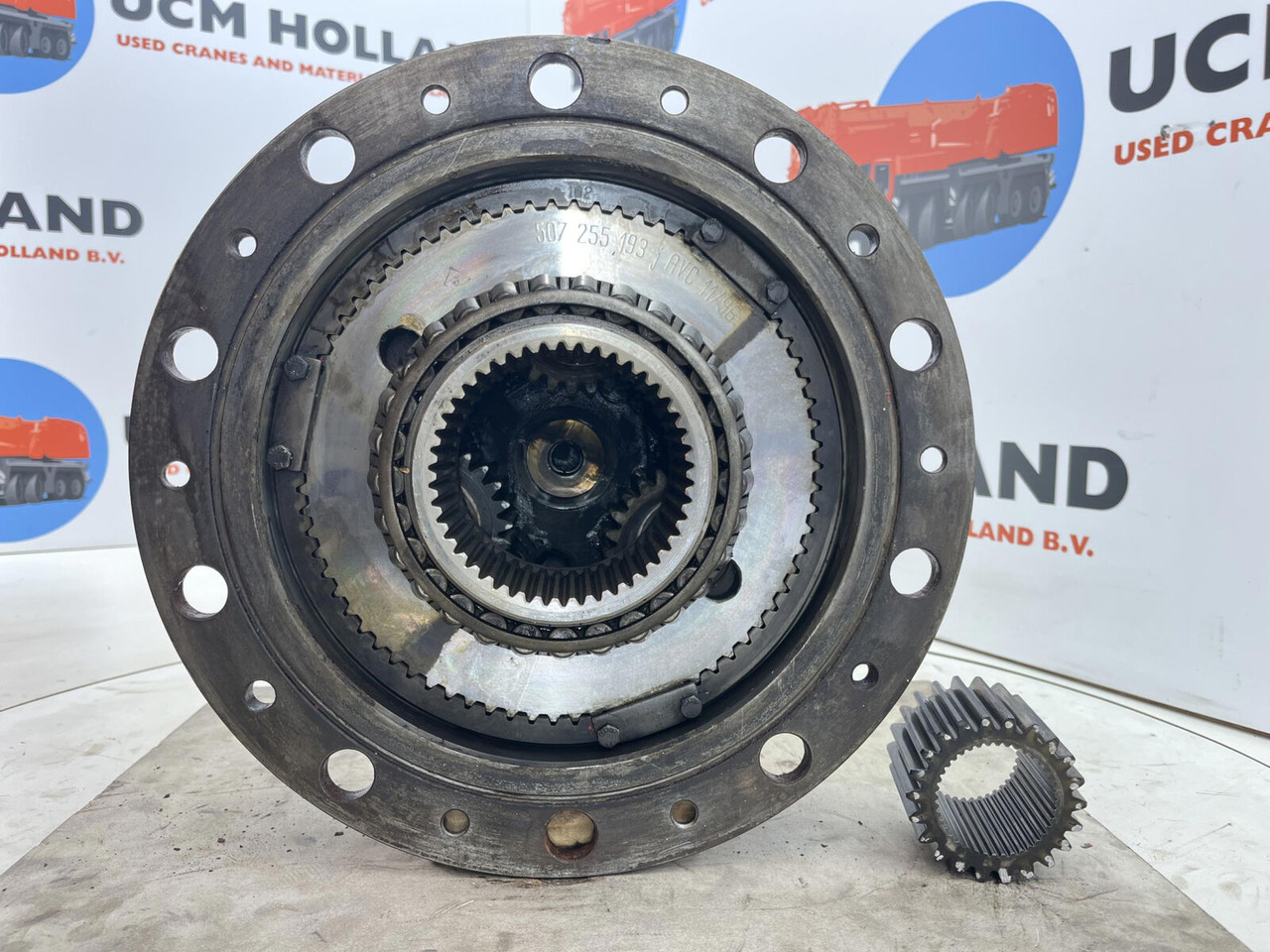 Terex AC 155 planetary gear 22-25-74-40-3pl-H135-46 - Veomootor - Autokraana: pilt 5 Terex AC 155 planetary gear 22-25-74-40-3pl-H135-46 - Veomootor - Autokraana: pilt 5