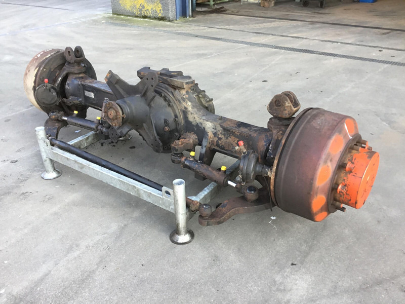 Terex AC 205 axle 3 - Telg ja varuosad - Kraana: pilt 2 Terex AC 205 axle 3 - Telg ja varuosad - Kraana: pilt 2