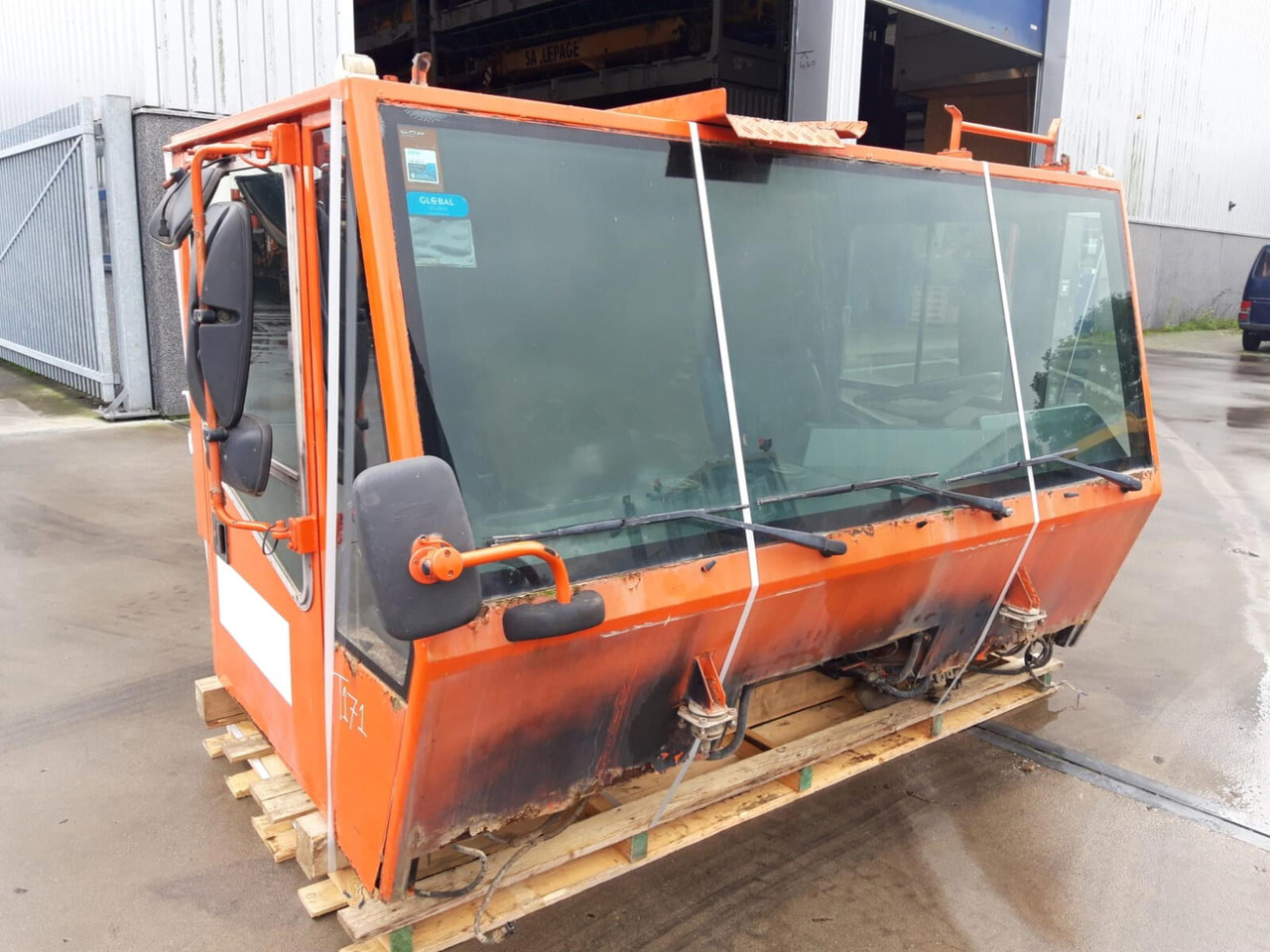 Terex AC 205 lower cab - Kabiin - Autokraana: pilt 2 Terex AC 205 lower cab - Kabiin - Autokraana: pilt 2