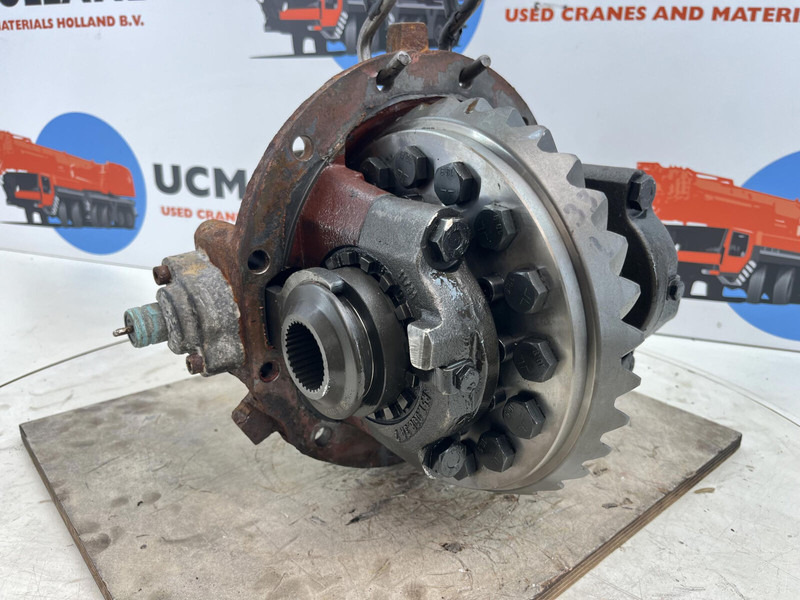Terex AC 25 end differential 18x33 axle 1 - Diferentsiaalvarustus - Kraana: pilt 1 Terex AC 25 end differential 18x33 axle 1 - Diferentsiaalvarustus - Kraana: pilt 1