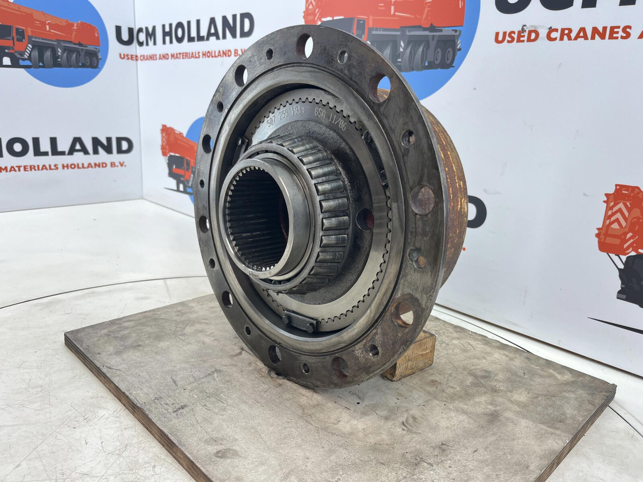 Terex AC 35 planetary gear 22-25-74-40-4pl-H137-46 - Veomootor - Autokraana: pilt 3 Terex AC 35 planetary gear 22-25-74-40-4pl-H137-46 - Veomootor - Autokraana: pilt 3