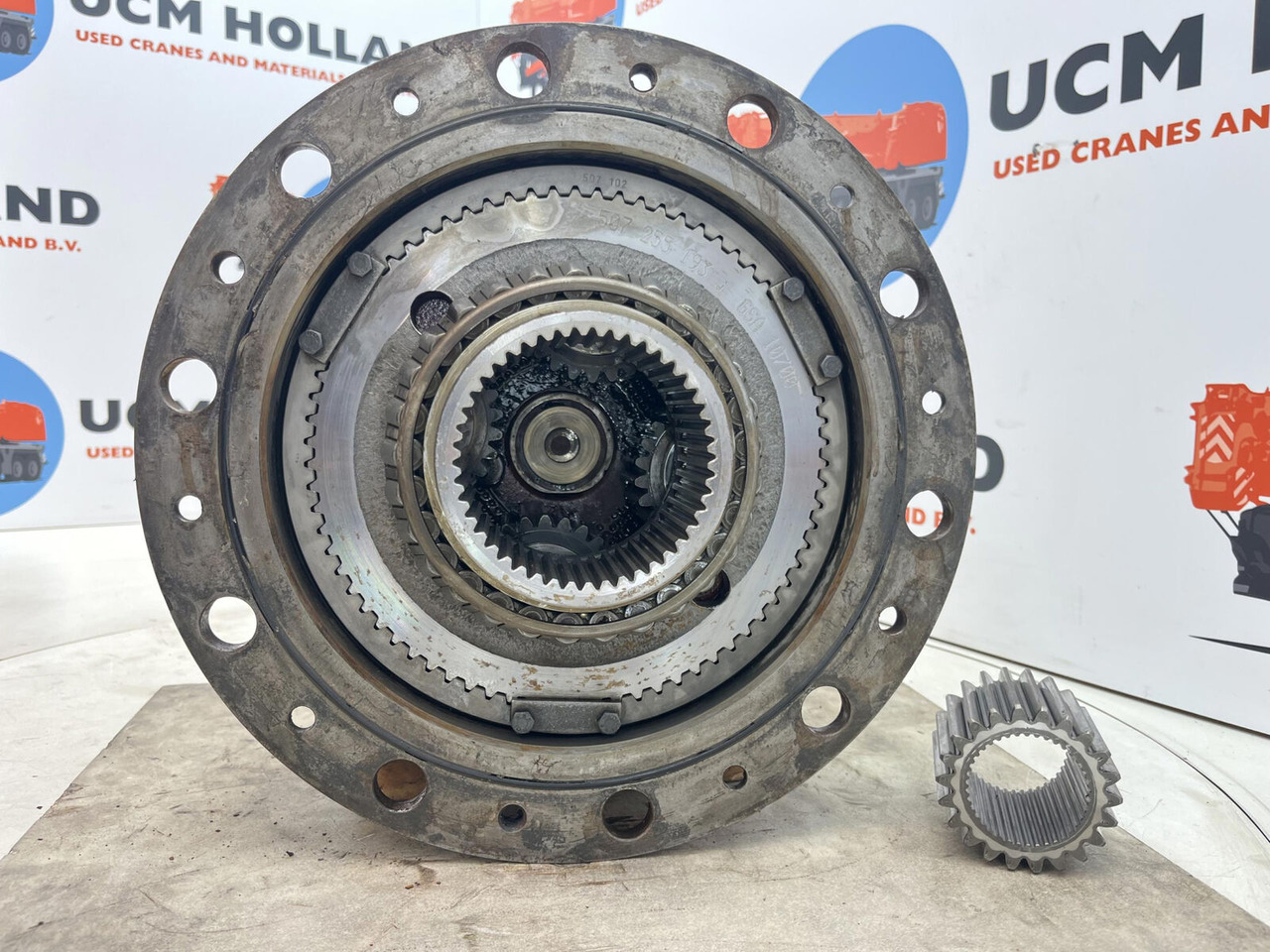 Terex AC 35 planetary gear 22-25-74-40-4pl-H137-46 - Veomootor - Autokraana: pilt 5 Terex AC 35 planetary gear 22-25-74-40-4pl-H137-46 - Veomootor - Autokraana: pilt 5