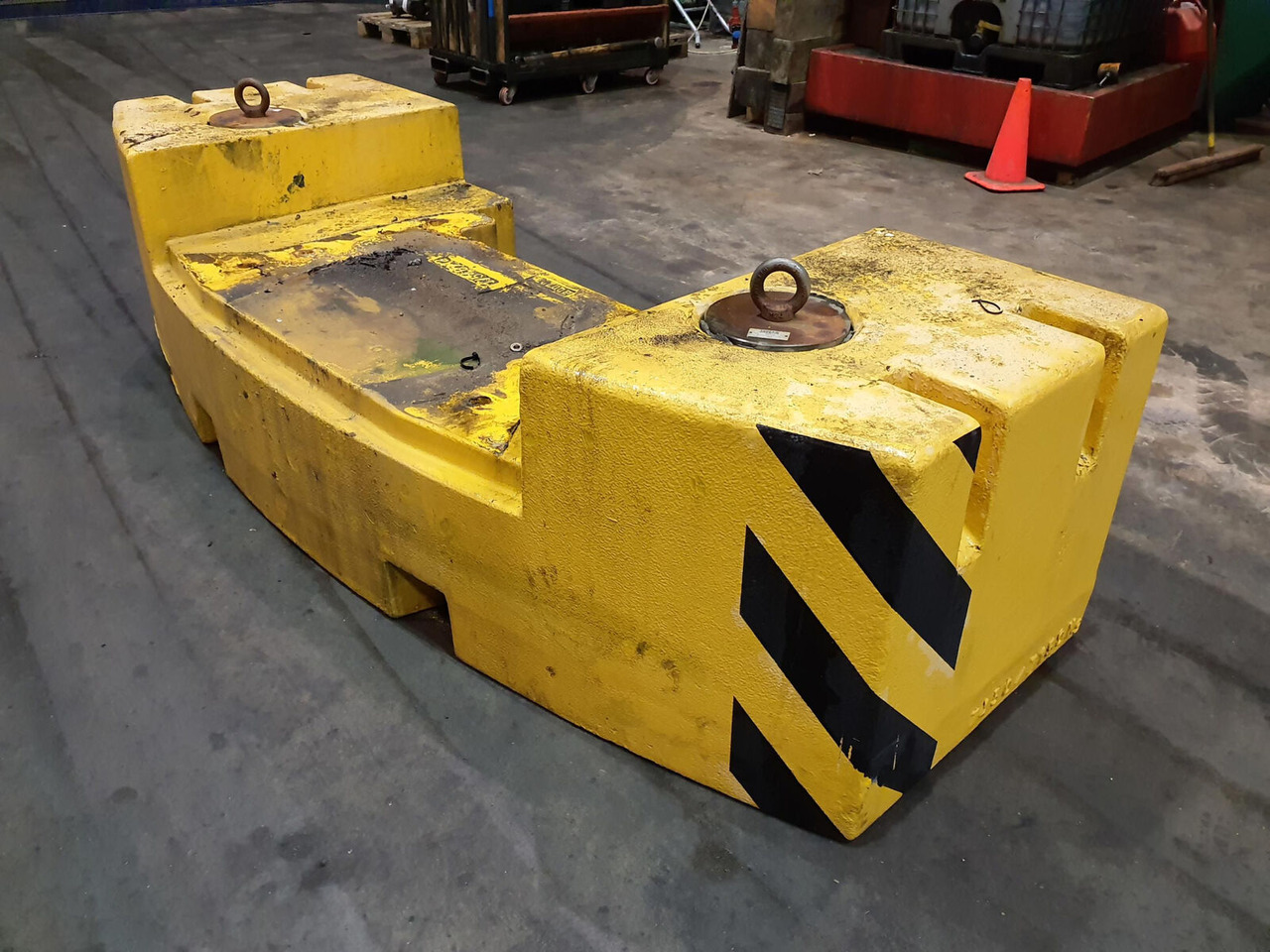 Terex AC 50-1 counterweight 7450kg - Vastukaal - Autokraana: pilt 2 Terex AC 50-1 counterweight 7450kg - Vastukaal - Autokraana: pilt 2