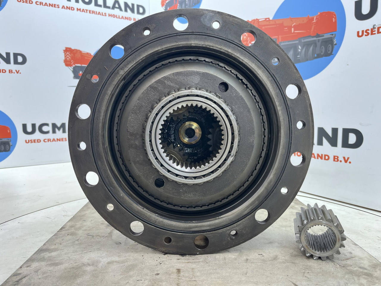 Terex AC 50 planetary gear 17-24-67-32-3pl-H135-42 - Veomootor - Autokraana: pilt 5 Terex AC 50 planetary gear 17-24-67-32-3pl-H135-42 - Veomootor - Autokraana: pilt 5