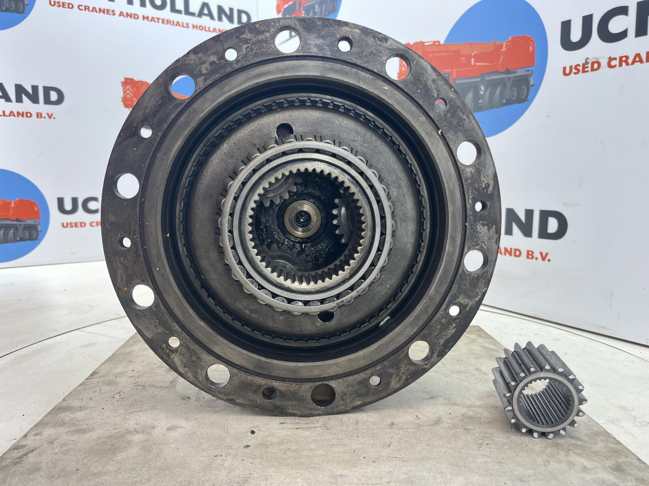 Terex AC 50 planetary gear 17-24-67-32-3pl-H135-46 - Veomootor - Autokraana: pilt 4 Terex AC 50 planetary gear 17-24-67-32-3pl-H135-46 - Veomootor - Autokraana: pilt 4