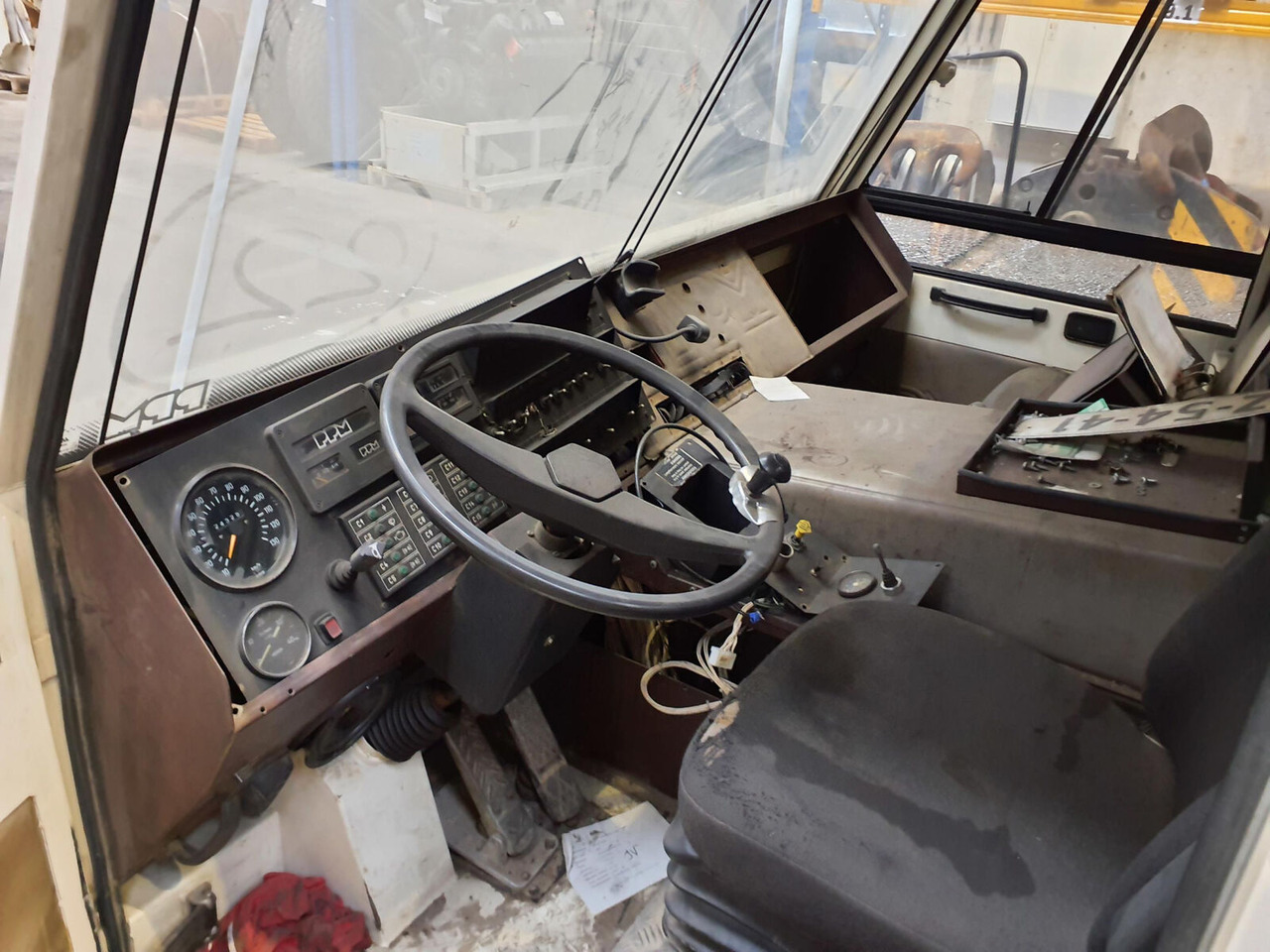 Terex PPM 480 ATT lower cabin - Kabiin - Autokraana: pilt 5 Terex PPM 480 ATT lower cabin - Kabiin - Autokraana: pilt 5