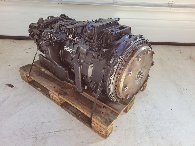 ZF LTM 1250-6.1 gearbox TC tronic 12 AS 3002 TC - Käigukast - Kraana: pilt 2 ZF LTM 1250-6.1 gearbox TC tronic 12 AS 3002 TC - Käigukast - Kraana: pilt 2
