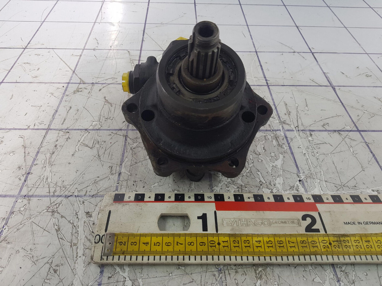 ZF steering pump - Roolipump - Kraana: pilt 1 ZF steering pump - Roolipump - Kraana: pilt 1