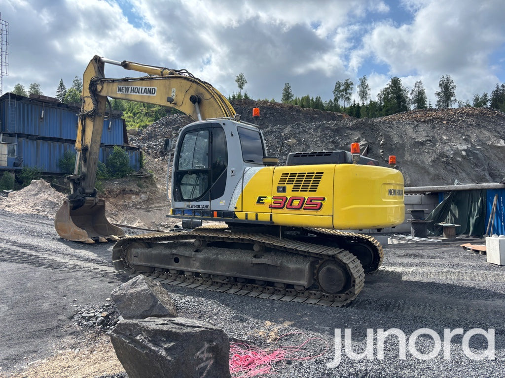 Bandgrävare New Holland E305 - Lintekskavaator: pilt 3 Bandgrävare New Holland E305 - Lintekskavaator: pilt 3