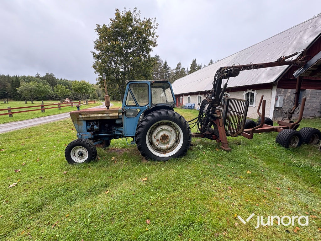 Ford 5000 med skogsvagn och kran - Traktor: pilt 3 Ford 5000 med skogsvagn och kran - Traktor: pilt 3