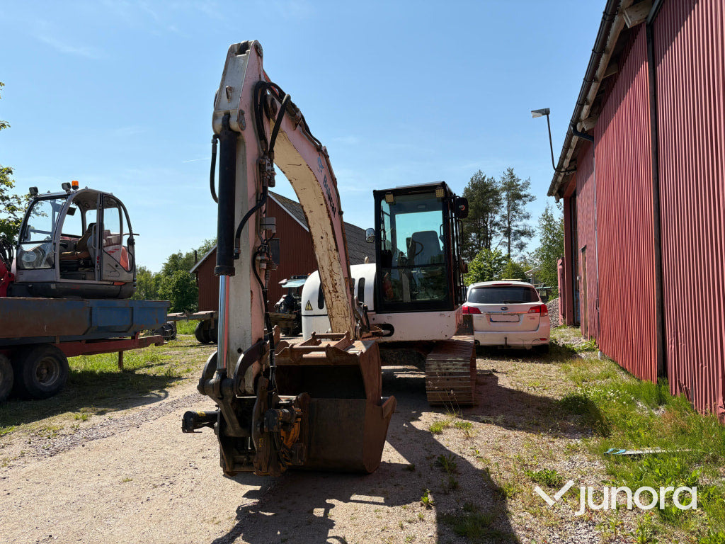 Grävmaskin Bobcat 442 - Miniekskavaator: pilt 1 Grävmaskin Bobcat 442 - Miniekskavaator: pilt 1