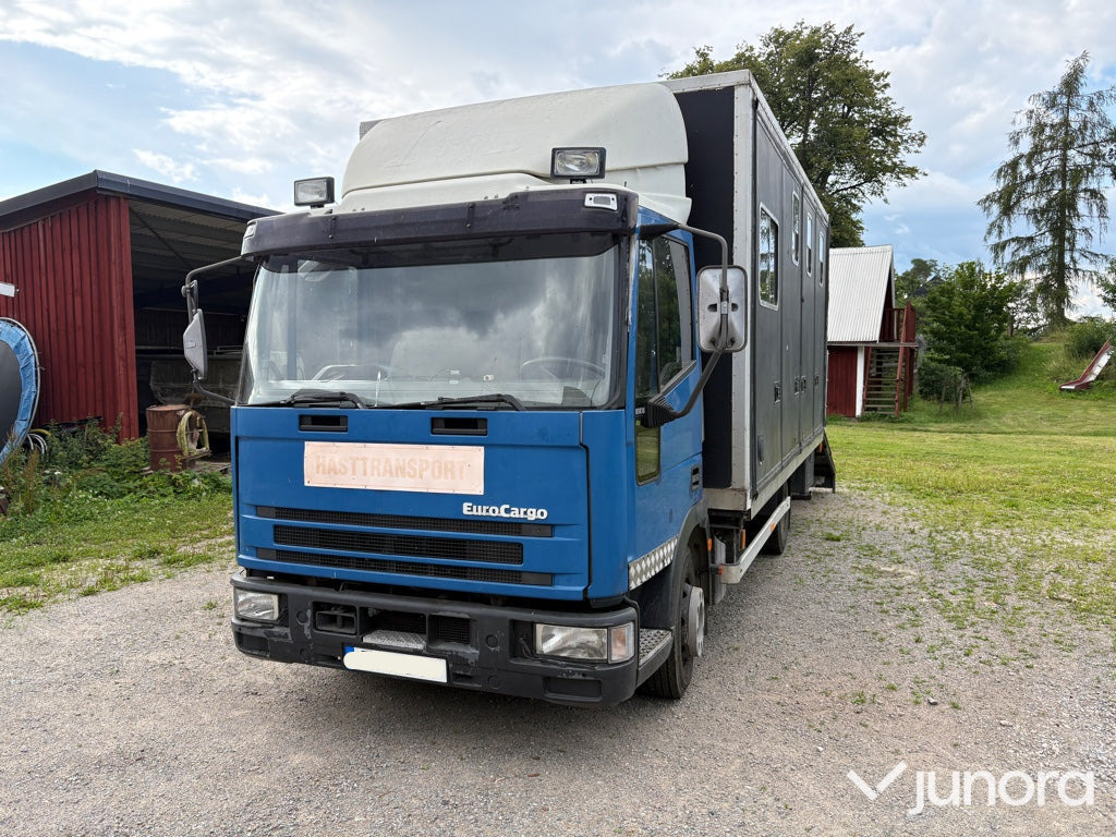 Hästtransport Iveco EuroCargo 85E18 - Hobuseauto: pilt 2 Hästtransport Iveco EuroCargo 85E18 - Hobuseauto: pilt 2