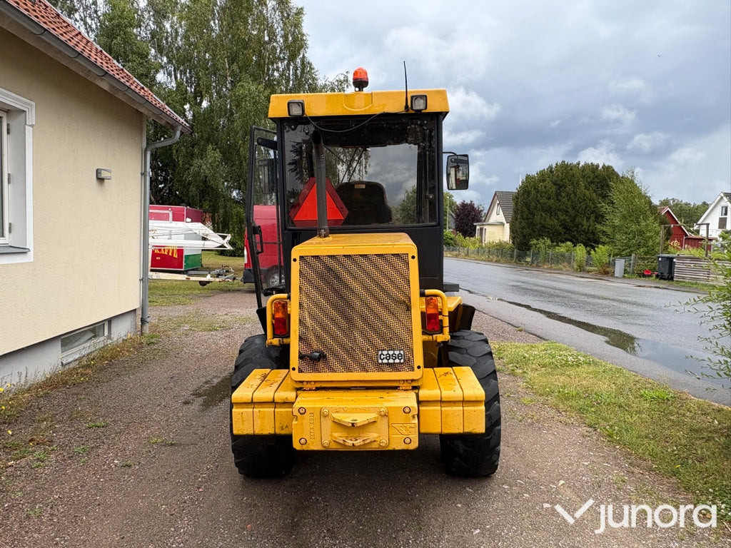 Hjullastare/Minilastare Case 121B - Rataslaadur: pilt 4 Hjullastare/Minilastare Case 121B - Rataslaadur: pilt 4