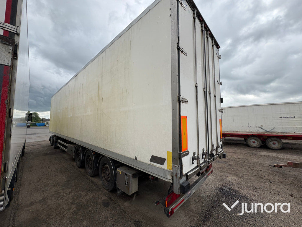 Lastbil Scania R450 med kyl - Külmutiga veoauto: pilt 2 Lastbil Scania R450 med kyl - Külmutiga veoauto: pilt 2