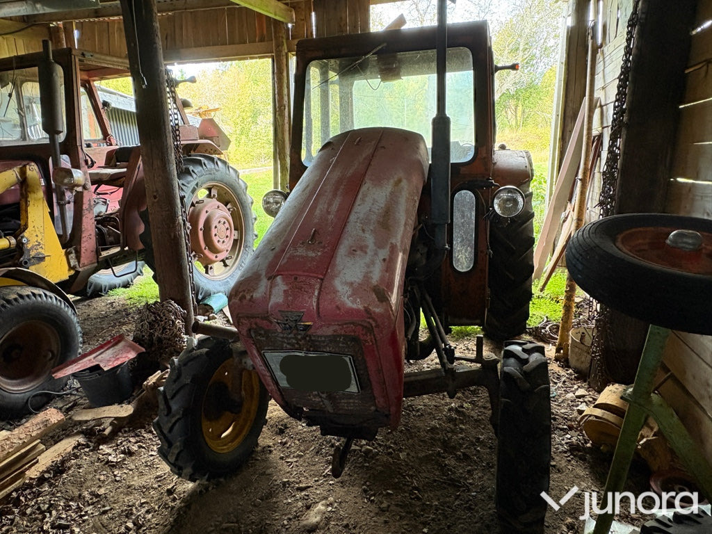 Massey Ferguson 35 - Traktor: pilt 2 Massey Ferguson 35 - Traktor: pilt 2