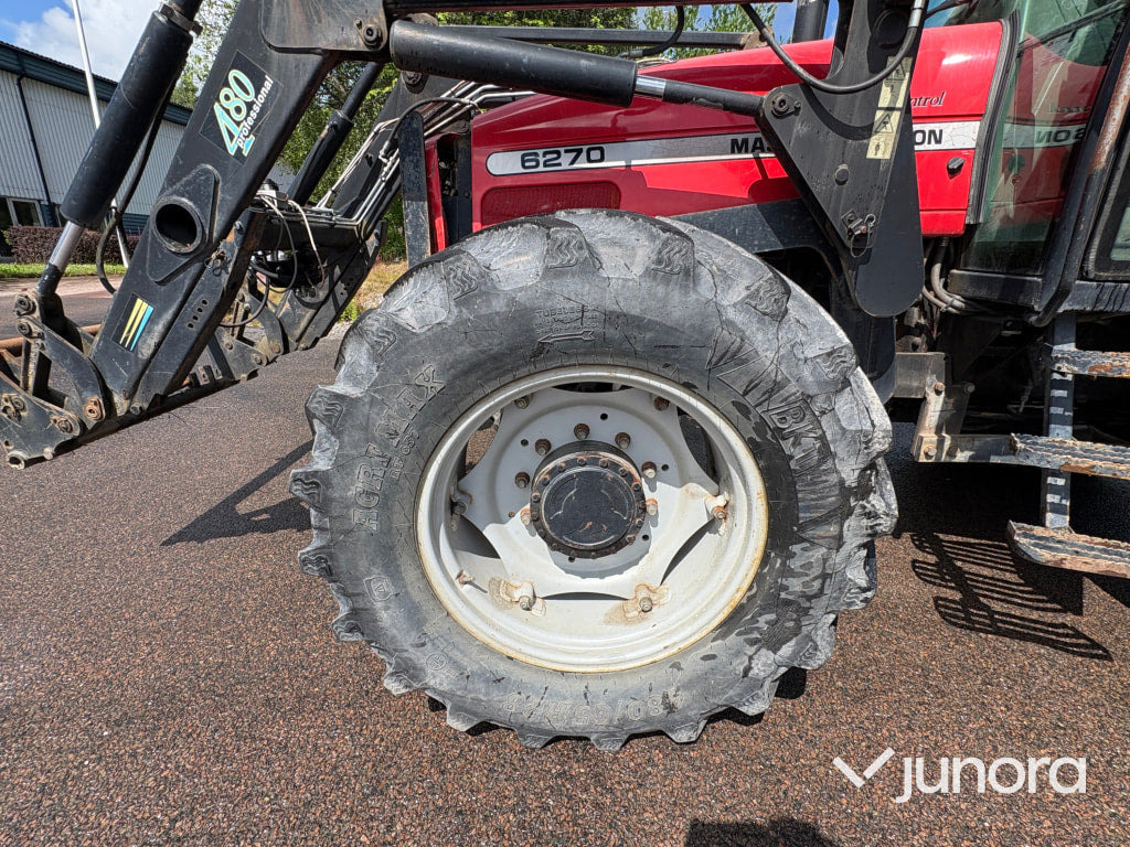 Traktor Massey Ferguson 6270 med Lastare: pilt 15