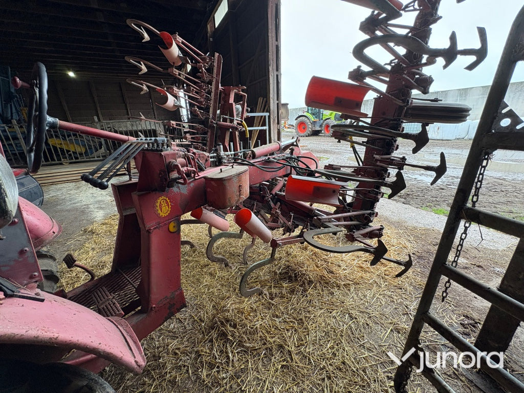 Radhacka - Volvo BM, Victor 230 - Sügavkobesti: pilt 3 Radhacka - Volvo BM, Victor 230 - Sügavkobesti: pilt 3