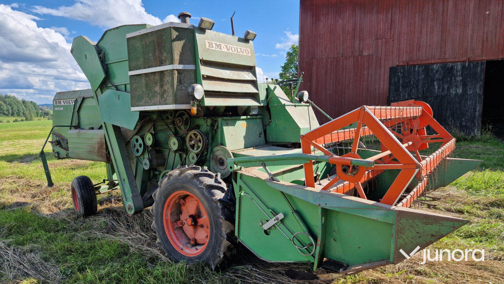 Skördetröska - Volvo BM, Aktiv 800 + Aktiv 800 som reservdel - Kombain: pilt 5 Skördetröska - Volvo BM, Aktiv 800 + Aktiv 800 som reservdel - Kombain: pilt 5