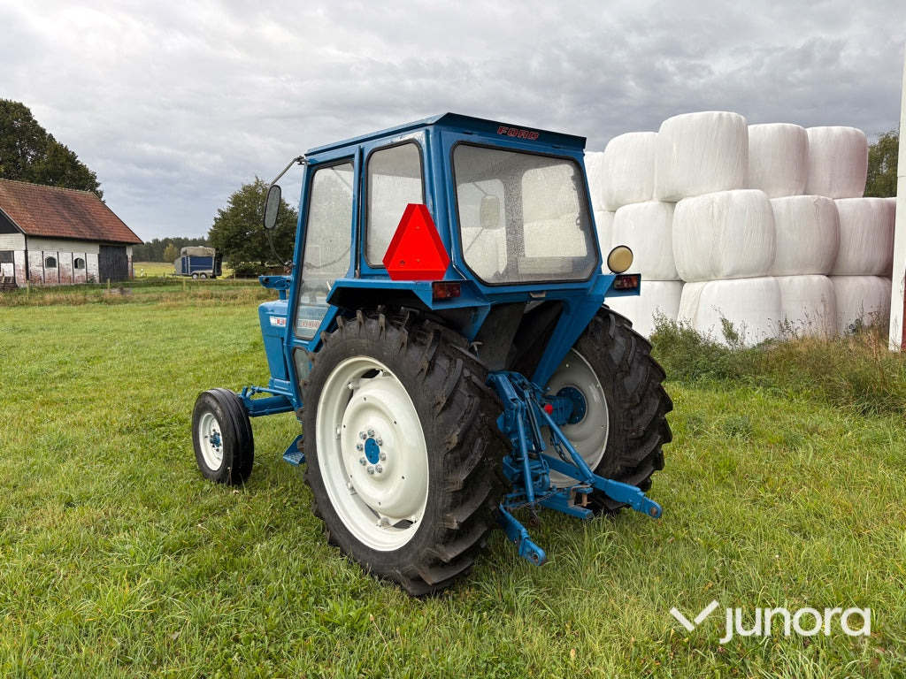 Traktor Ford 4000 - Traktor: pilt 3 Traktor Ford 4000 - Traktor: pilt 3