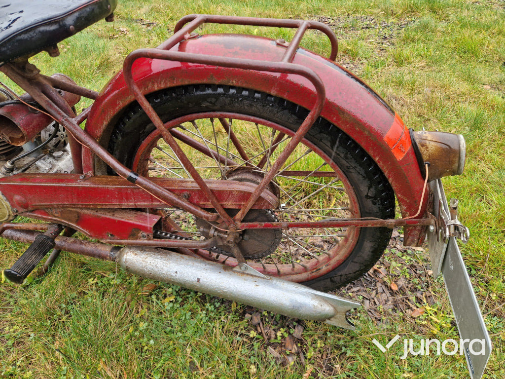 Veteranmotorcykel - Husqvarna 28 - Mootorratas: pilt 4 Veteranmotorcykel - Husqvarna 28 - Mootorratas: pilt 4