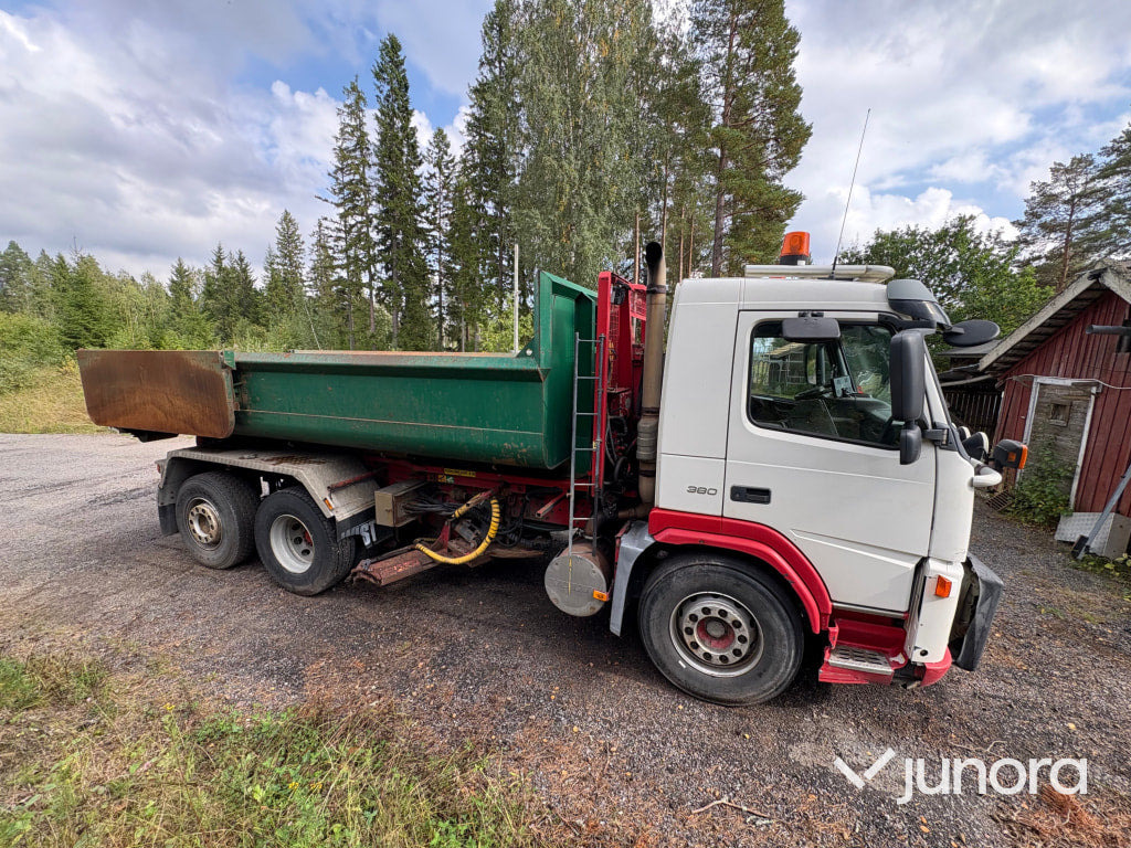 Vinterrustad Volvo FM9 6x2 - Lumekoristusmasina: pilt 3 Vinterrustad Volvo FM9 6x2 - Lumekoristusmasina: pilt 3