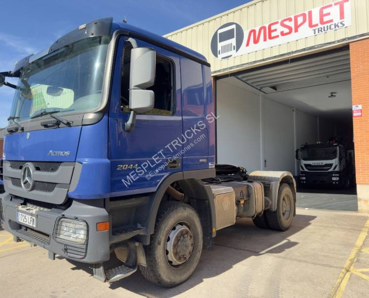 Mercedes Actros 2044 - Sadulveok: pilt 1 Mercedes Actros 2044 - Sadulveok: pilt 1