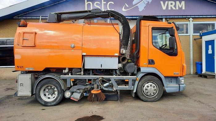 DAF FA LF45G12+ Johnston VF501 - Tänavapühkimismasin: pilt 1 DAF FA LF45G12+ Johnston VF501 - Tänavapühkimismasin: pilt 1
