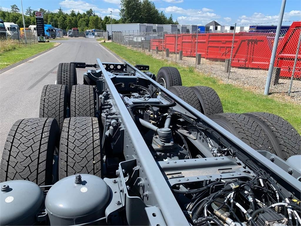 Nöörtõstukiga veoauto DAF XF 430 FAW 8x4*4 Tridem: pilt 6