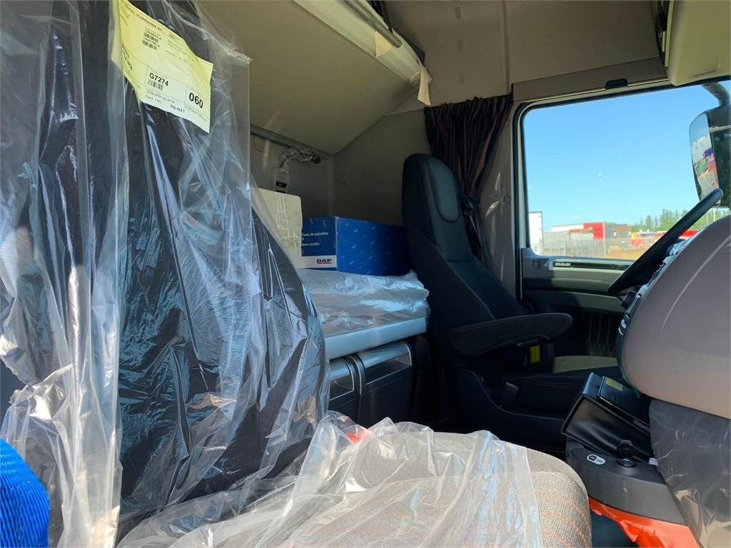 Nöörtõstukiga veoauto DAF XF 430 FAW 8x4*4 Tridem: pilt 15