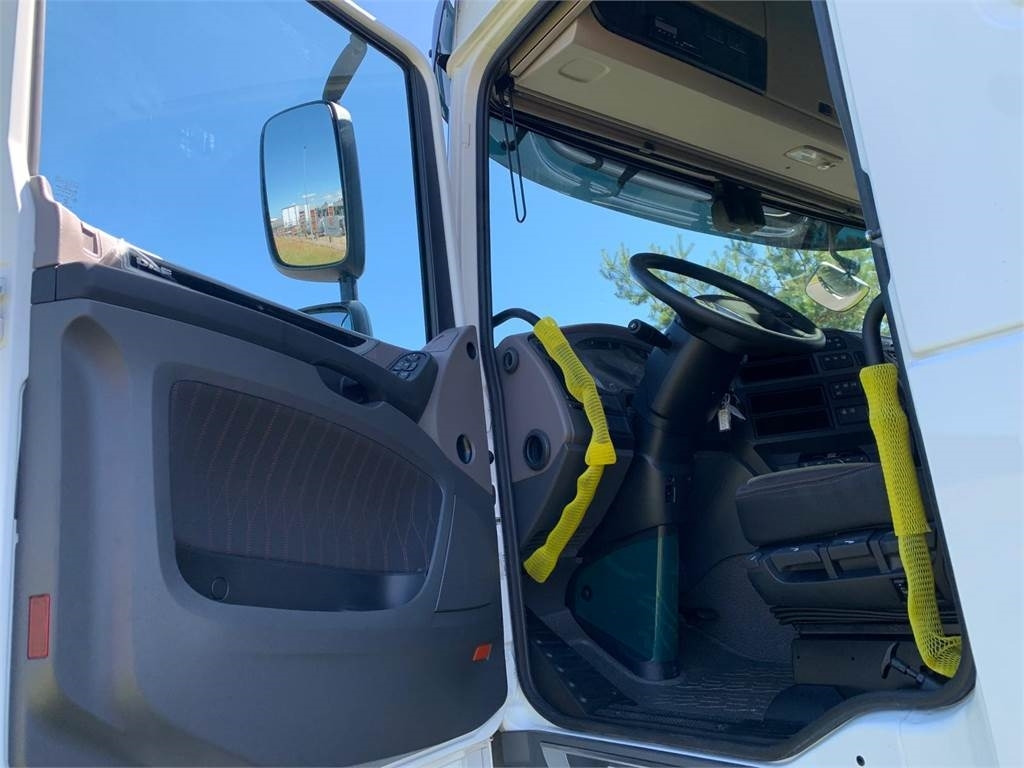 Nöörtõstukiga veoauto DAF XF 430 FAW 8x4*4 Tridem: pilt 9