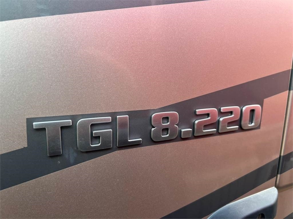 MAN TGL 8-220 4x2 BL incl. 2 stk veksellad - Konteinerveduk/ Tõstukiga veoauto: pilt 1 MAN TGL 8-220 4x2 BL incl. 2 stk veksellad - Konteinerveduk/ Tõstukiga veoauto: pilt 1