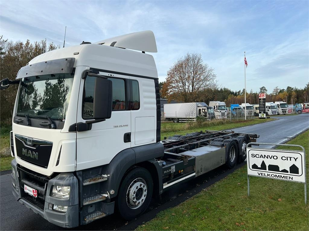 MAN TGS 26-440 6x2-4 LL - Konteinerveduk/ Tõstukiga veoauto: pilt 2 MAN TGS 26-440 6x2-4 LL - Konteinerveduk/ Tõstukiga veoauto: pilt 2