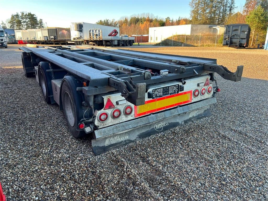 MTDK AO370 - 7,0 - 7,5 mtr. container - Konteinerveduk/ Tõstuk järelhaagis: pilt 1 MTDK AO370 - 7,0 - 7,5 mtr. container - Konteinerveduk/ Tõstuk järelhaagis: pilt 1
