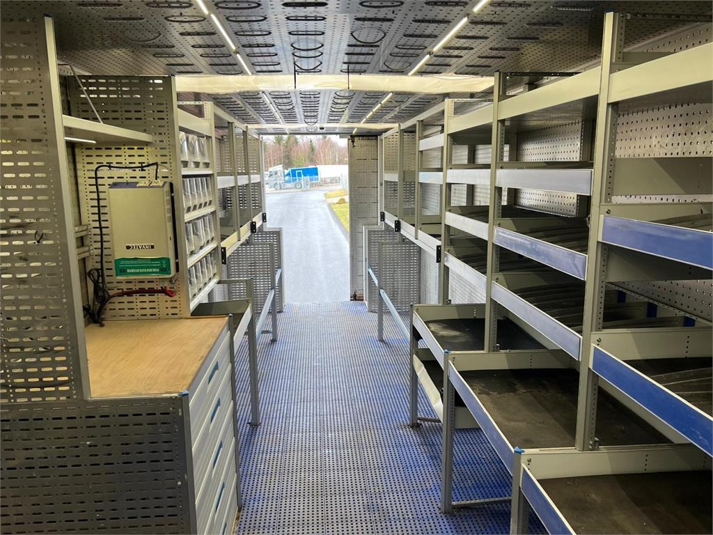 Mercedes-Benz Antos 1824 LnR - Kasti veoauto: pilt 4 Mercedes-Benz Antos 1824 LnR - Kasti veoauto: pilt 4