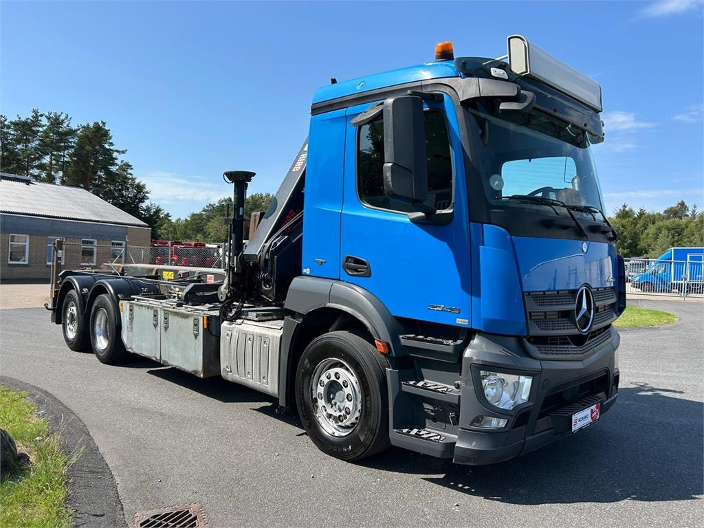 Mercedes-Benz Antos 2546 - Hiab 192 E kran - Nöörtõstukiga veoauto: pilt 2 Mercedes-Benz Antos 2546 - Hiab 192 E kran - Nöörtõstukiga veoauto: pilt 2