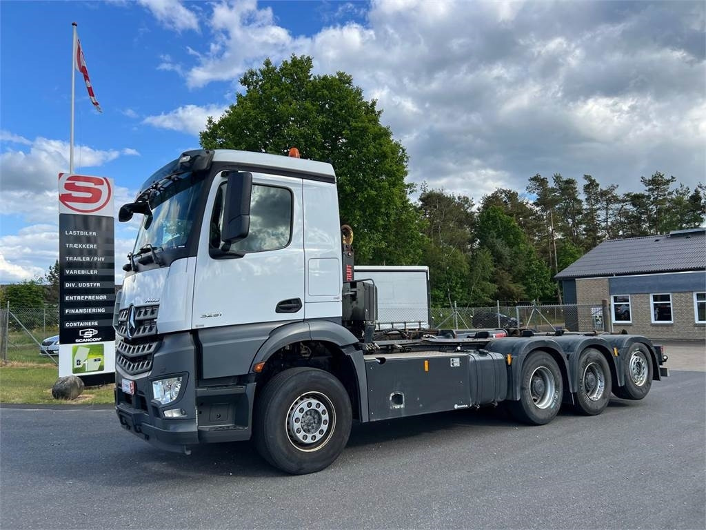 Mercedes-Benz Arocs 3251 8x4 L - Konkstõstukiga veoauto: pilt 1 Mercedes-Benz Arocs 3251 8x4 L - Konkstõstukiga veoauto: pilt 1