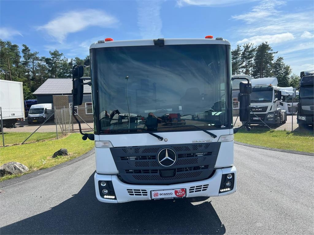 Mercedes-Benz Econic 2630 L - Konkstõstukiga veoauto: pilt 2 Mercedes-Benz Econic 2630 L - Konkstõstukiga veoauto: pilt 2