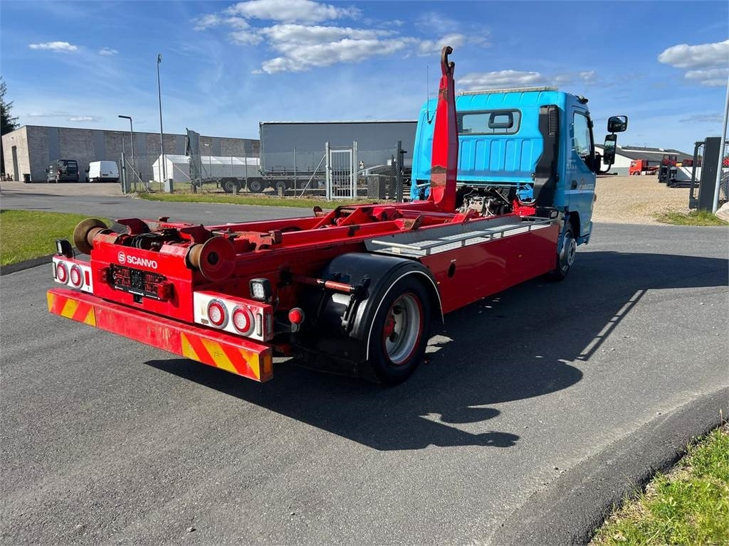 Mitsubishi Fuso CANTER 9C150 - Konkstõstukiga veoauto: pilt 3 Mitsubishi Fuso CANTER 9C150 - Konkstõstukiga veoauto: pilt 3
