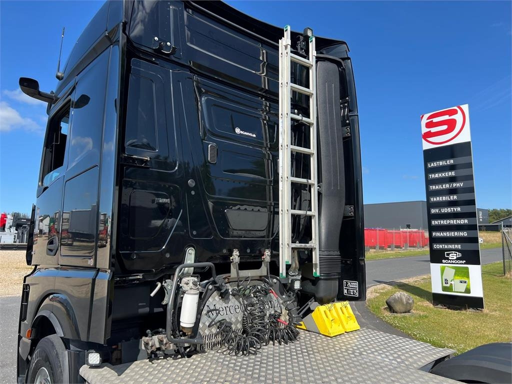 Mercedes-Benz Actros 2545 LS - Sadulveok: pilt 4 Mercedes-Benz Actros 2545 LS - Sadulveok: pilt 4
