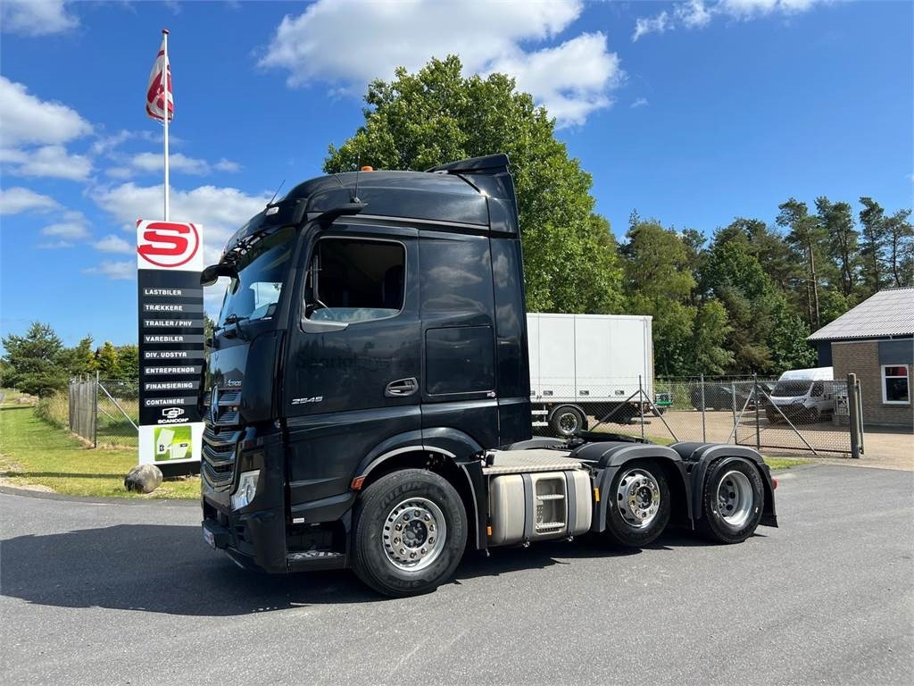 Mercedes-Benz Actros 2545 LS - Sadulveok: pilt 1 Mercedes-Benz Actros 2545 LS - Sadulveok: pilt 1