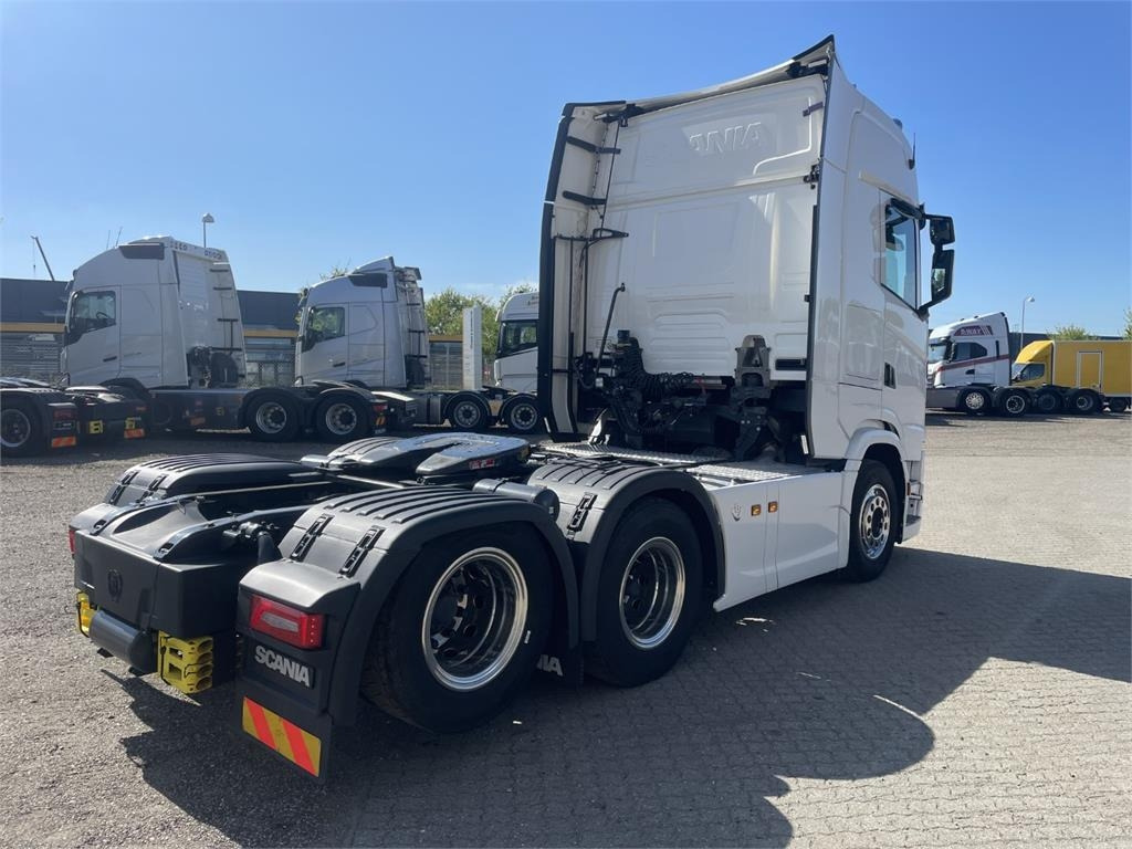 Scania S660 A 6x2 NB 2950  - Sadulveok: pilt 2 Scania S660 A 6x2 NB 2950  - Sadulveok: pilt 2