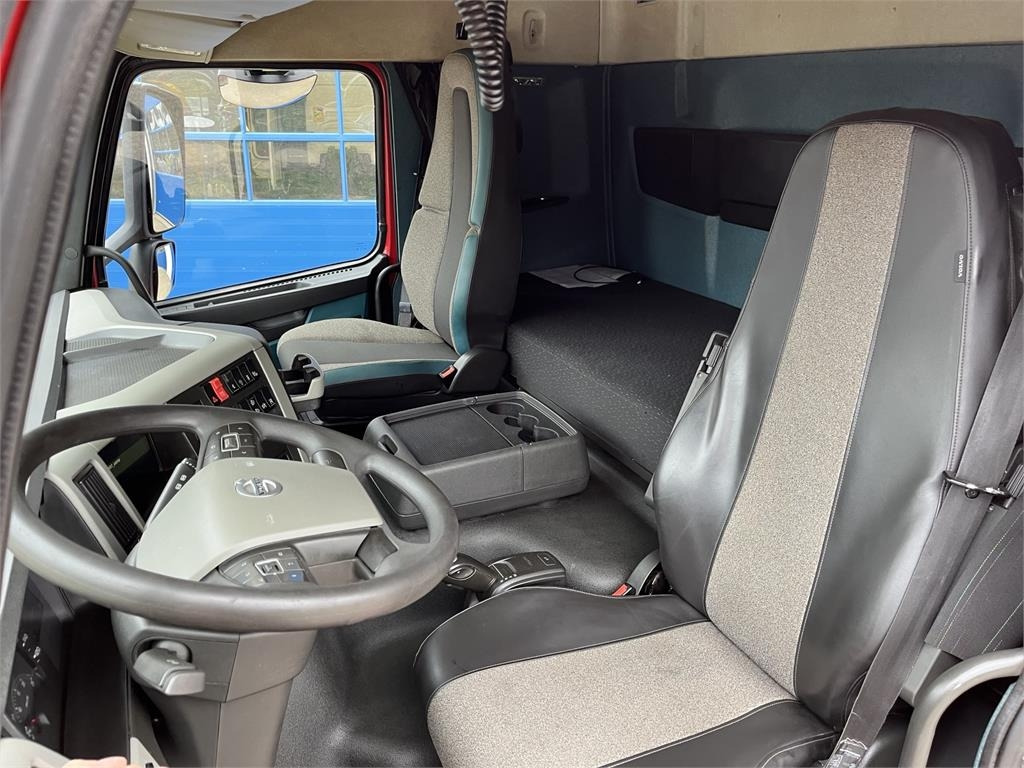 Sadulveok Volvo FM370: pilt 7