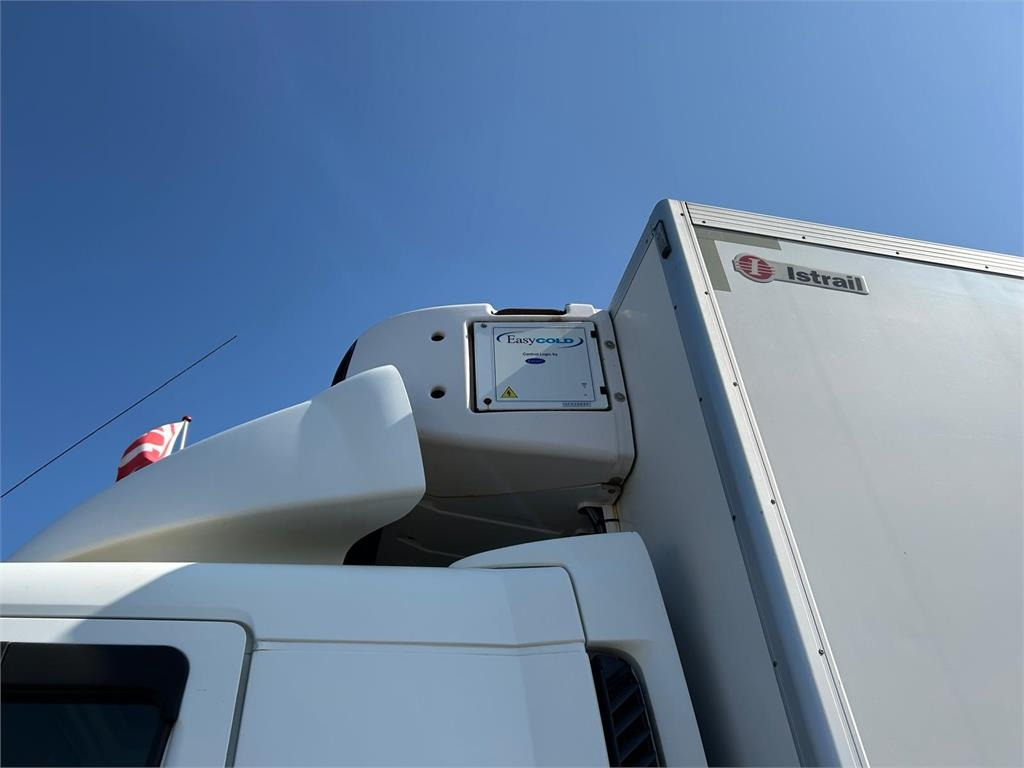 Volvo FL 280 (12 ton) Dobbelt compartment  - Külmutiga veoauto: pilt 3 Volvo FL 280 (12 ton) Dobbelt compartment  - Külmutiga veoauto: pilt 3