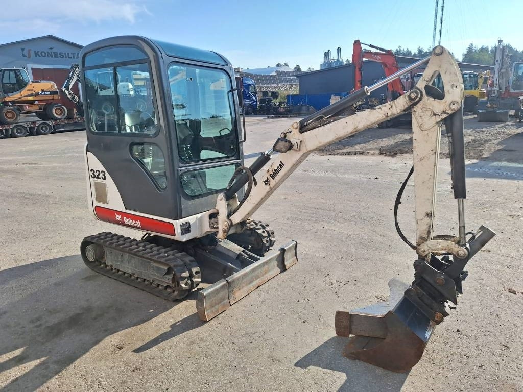 Bobcat 323K KALLISTAJA, 2-KAUHAA - Miniekskavaator: pilt 5 Bobcat 323K KALLISTAJA, 2-KAUHAA - Miniekskavaator: pilt 5