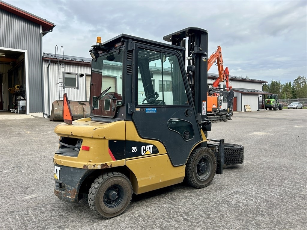 CAT DP 25 NT - Diiseltõstuk: pilt 4 CAT DP 25 NT - Diiseltõstuk: pilt 4